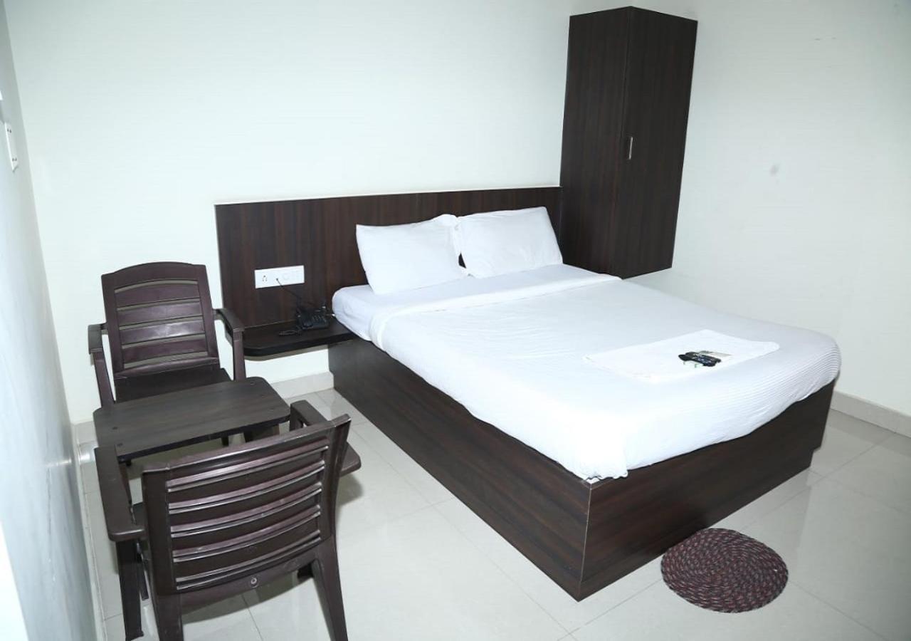 Hotel Pride Image Bangalore Exterior foto